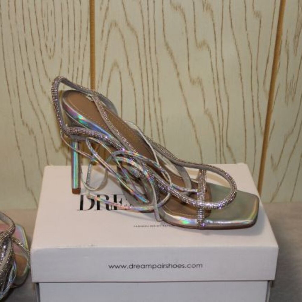 Dream Pairs Women's High Heel Strappy Shoes - Like New